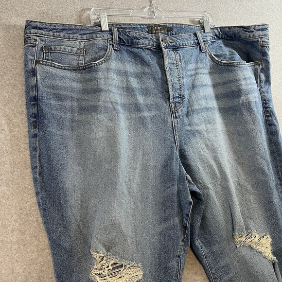 Torrid High Rise Straight Jeans Womens 28 Plus Size Denim Distressed Raw Hem - Picture 2 of 9